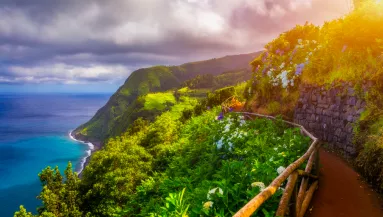 Hawaii Európában: ez a sziget éppolyan gyönyörű, de sokkal közelebb van - Fotók