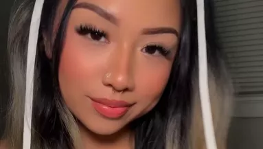 Egy üvegszilánkkal vágta meg magát a pincérlány: 3 évvel később jött a meglepetés - Videó