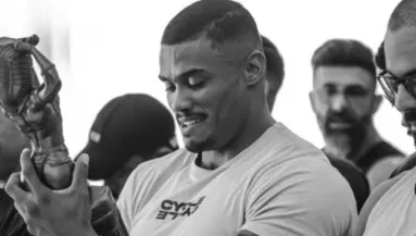 Gyászolnak a testépítők: a versenyen esett össze a 30 éves srác és meghalt - Fotók