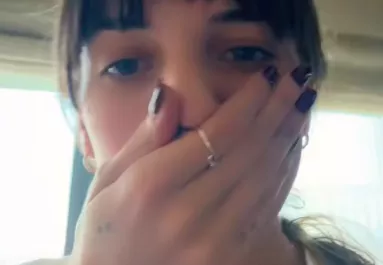 A hotel csapdája: sokkolta a nőt, amikor meglátta ezt a tételt a számlán - Videó