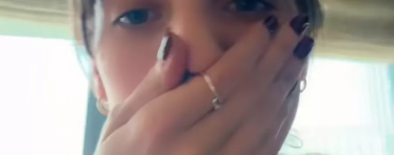 A hotel csapdája: sokkolta a nőt, amikor meglátta ezt a tételt a számlán - Videó