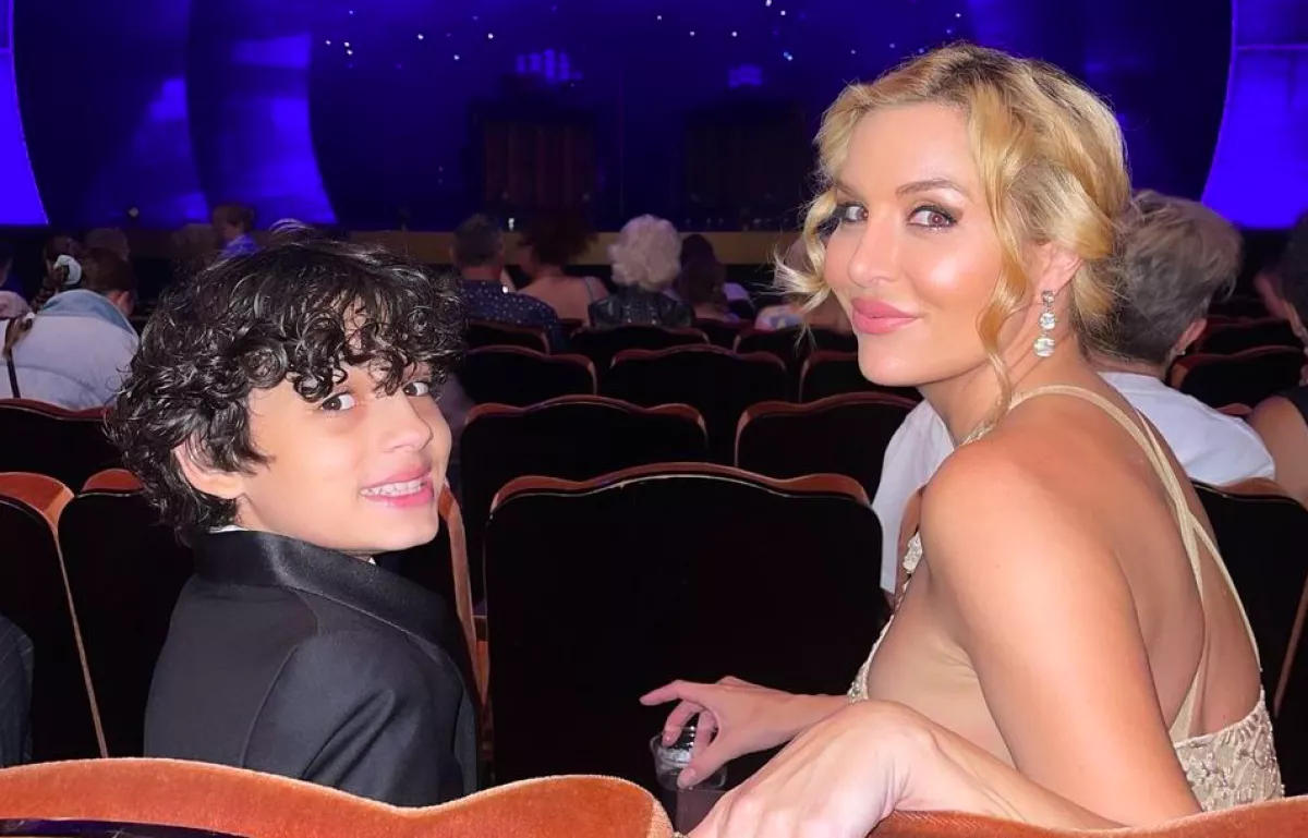 13 évesen hunyt el a színésznő fia: megkérdőjelezhető dolgot tervez a testével - Fotók (+18)