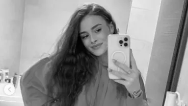 Lányával a karján, a nyílt utcán végezte ki Teodorát az exe: valóságshow-sztár terhes volt - Fotók