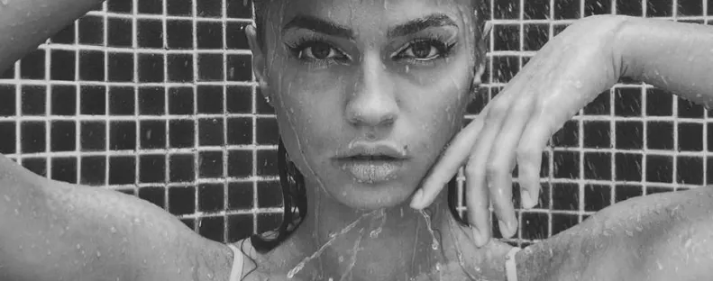 A hotelmedencéből zuhant a mélybe Veronika: a cirkuszvilág gyászolja a 28 éves artistát - Fotók