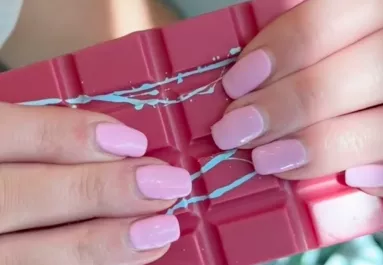 "Szőrös apuci" - Ez az új csoki söpri le a Dubaj-csoki a színről - Videó