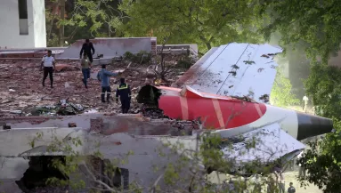 Lezuhant utasszállító: ezek voltak a pilóta utolsó szavai - Fotó