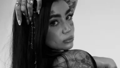 Előző este berúgott a dokival: a plasztika után halt meg a fiatal énekesnő - Fotók