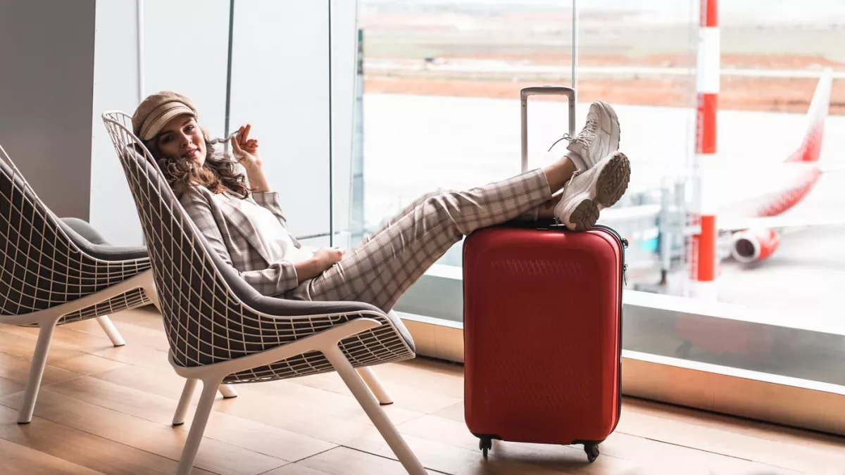 5 dolog, amit soha ne viselj a repülőtéren - Elmondta a stewardess, miért