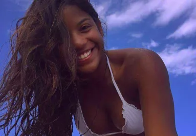 Borzalom! Egy vulkánba zuhant Juli: tragikus részletek a halálának okáról - Fotók