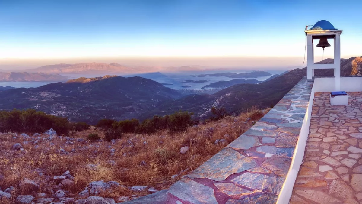 Szerelmi dráma: agyvérzéssel ért véget a romantikus lánykérés