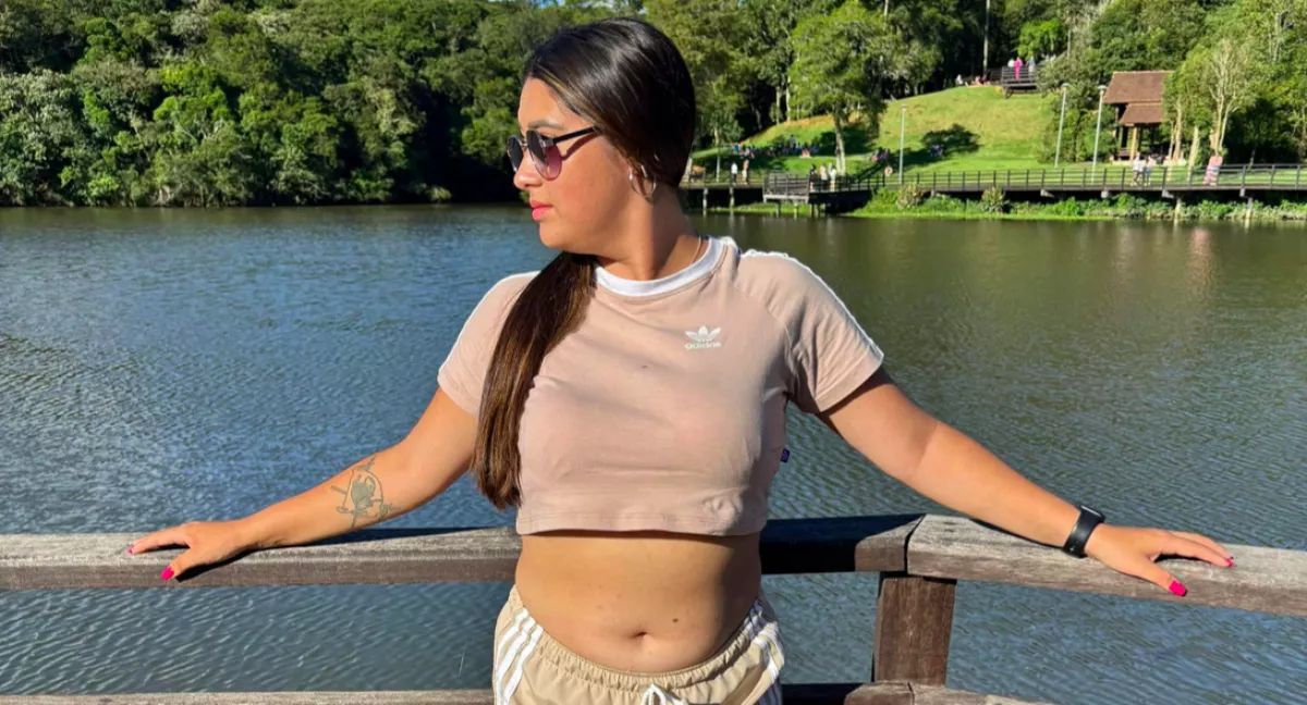 Hatalmas mellei nőttek néhány hónap alatt a 22 éves lánynak - A diagnozós sokkoló - Fotók