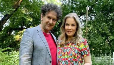 Megmutatta Somos András a párjának, mit venne a születendő babájuknak: Eszter válaszára nem számított - Fotó