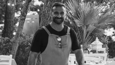 Sokk a fesztiválon: levegőért kapkodott a pincér, majd meghalt - Fotók