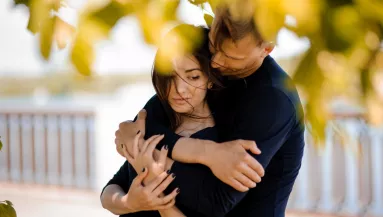 Ez a 4 biztos jele: a párod csak érdekből van veled