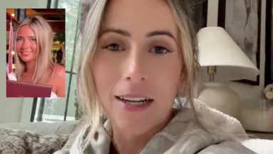 15 évesen lett anya a diáklány: amit a lánya 18 évvel később tesz, könnyekre fakasztja - Videó