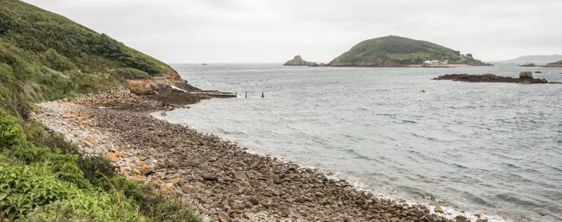 Egy szigeten vett telket a pár: amit ott kiástak, attól leesett az álluk - Fotók