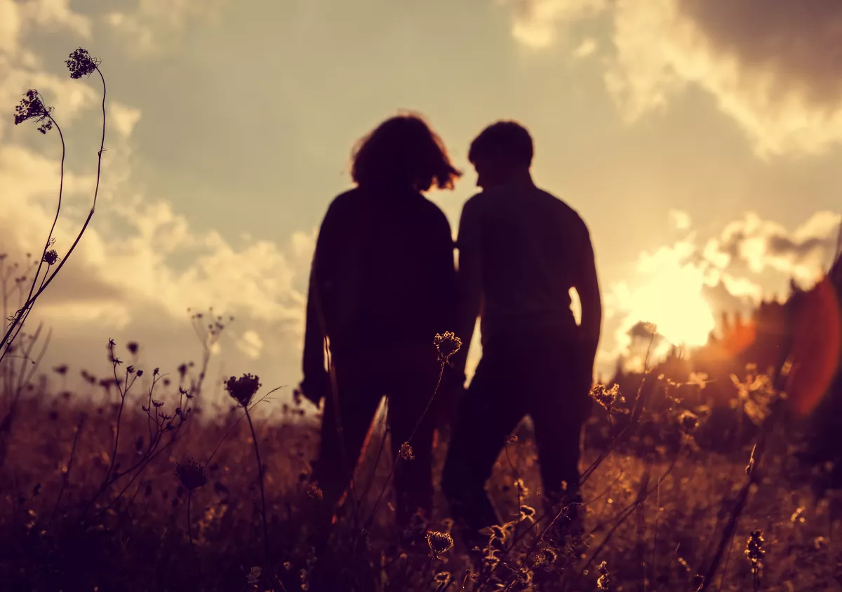 Végre maga mögött hagyja a magányt ez a 3 csillagjegy