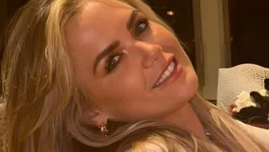 Egy jachton találták holtan az ismert divattervezőt: a 33 éves nő halála kérdéseket vet fel - Fotók