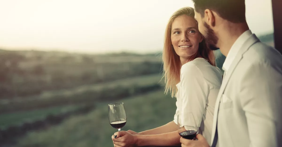 5 kérdés, amit véletlenül se tegyél fel az első randin - Ezeket használd helyettük