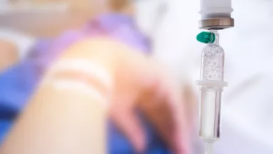 Kómába esik a fiatal lány: amikor fontos levelet kap, csoda történik - Fotók