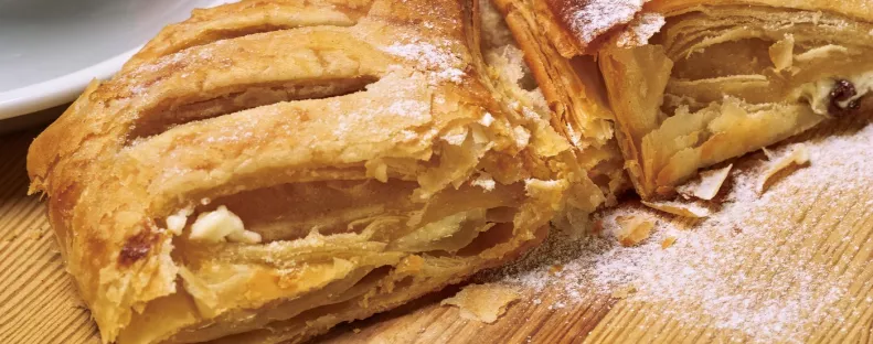 Rémálommá vált a péksütemény egy 22 éves számára: undorító videót posztolt róla