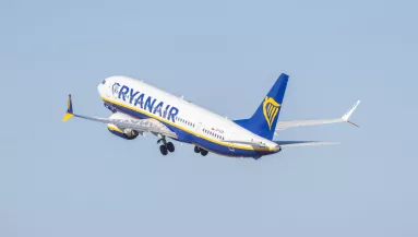 Radikálisan csökkenti a szolgáltatásait a Ryanair ebben az országban