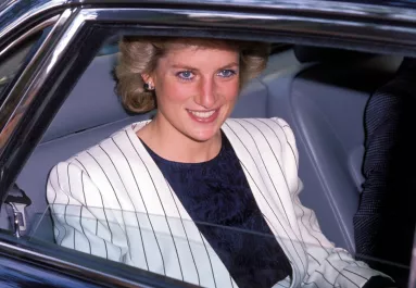 28 éve halt meg: ezek voltak Diana hercegnő utolsó szavai egy tűzoltó szerint