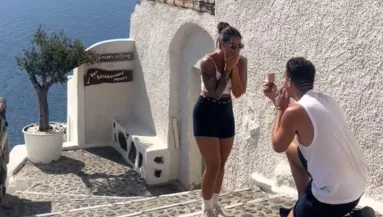 Az év lánykérése lett volna Szantorinin: ami ezután történt, rekordokat dönt a TikTok-on - Videó