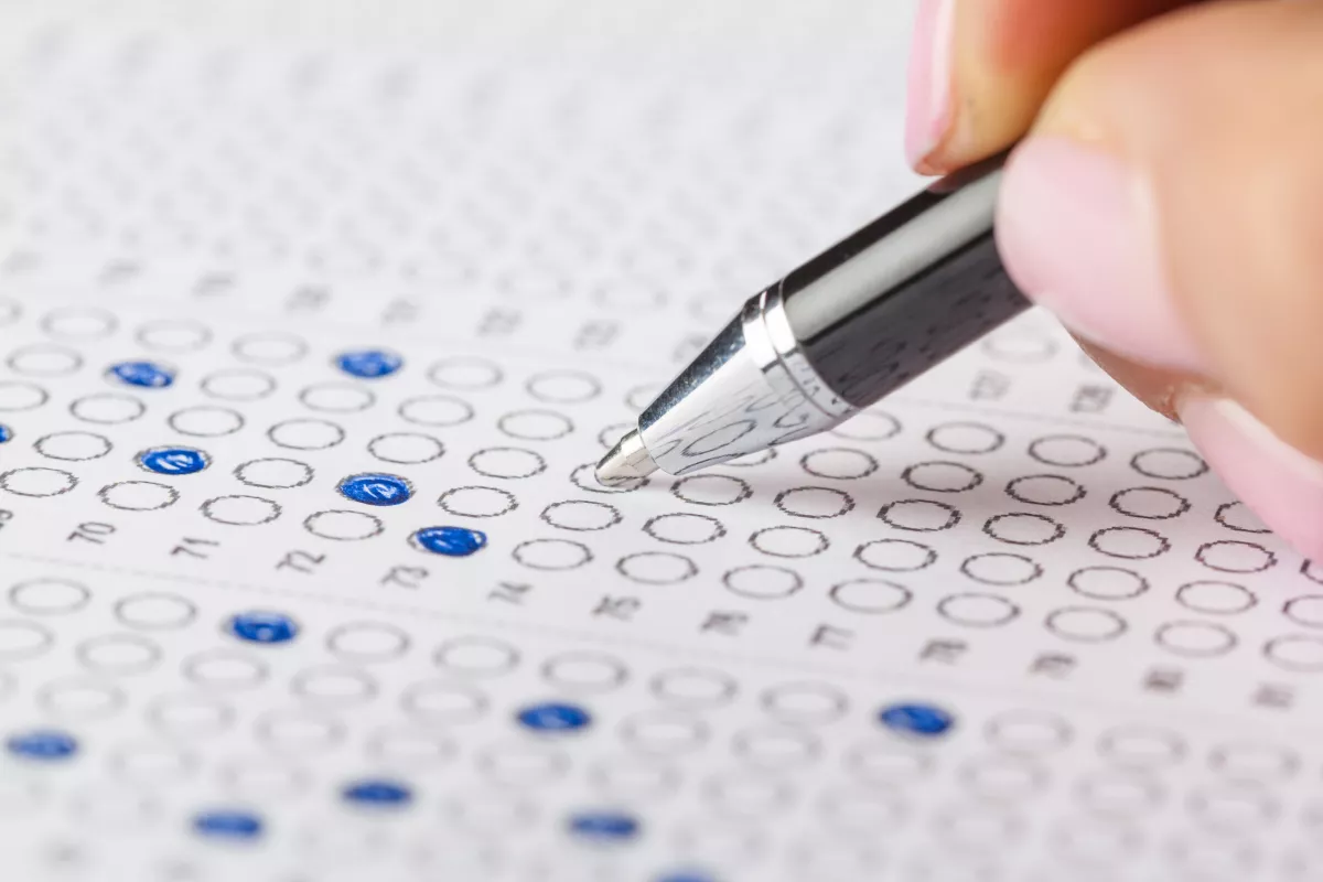 Erre a 3 kérdésre csak a 140-es IQ felettiek tudják a választ