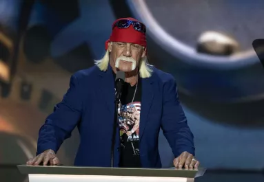 A lánya és a felesége semmit - ő kapja Hulk Hogan milliós örökségét - Fotó