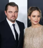 Kitálaltak a színészek: ezzel a 6 filmsztárral rémálom csókolózni - Fotók