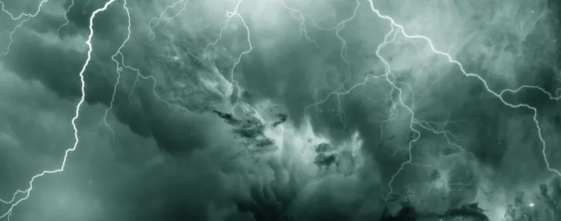 Frissítették a riasztást: jégdarával érkeznek a zivatarok