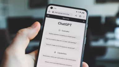 Feltett egy kérdést a ChatGPT-nek a tizenéves srác: nem sokkal később letartóztatta a rendőrség