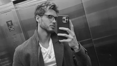 Fényes nappal ölték meg a popénekest: a semmiből bukkantak elő az elkövetők - Fotók