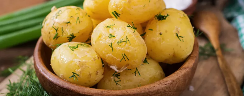 Ezért ne melegítsd soha a burgonyát a mikrohullámú sütőben