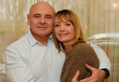 "Ez az ajándék maga" - Ilyen gyönyörű menyasszony volt Rónai Egon felesége - Fotók