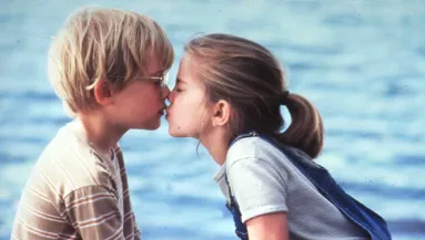 A My Girl cuki kislánya volt: 44 évesen kevesen ismernék fel - Fotók
