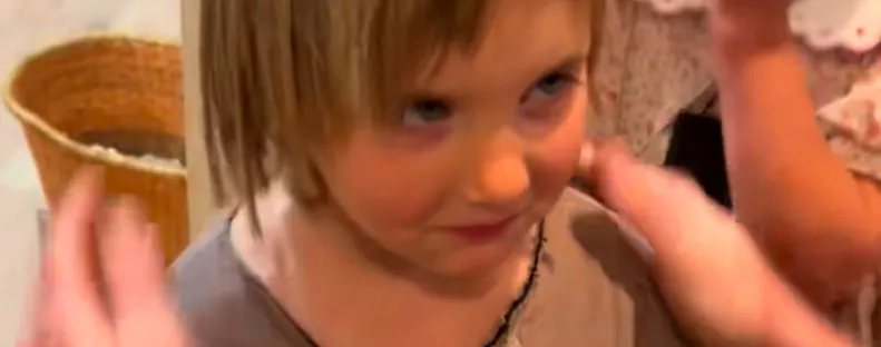 Saját magának vágta le a haját Amanda kislánya: az apja reakciója sokakat megérint - Videó