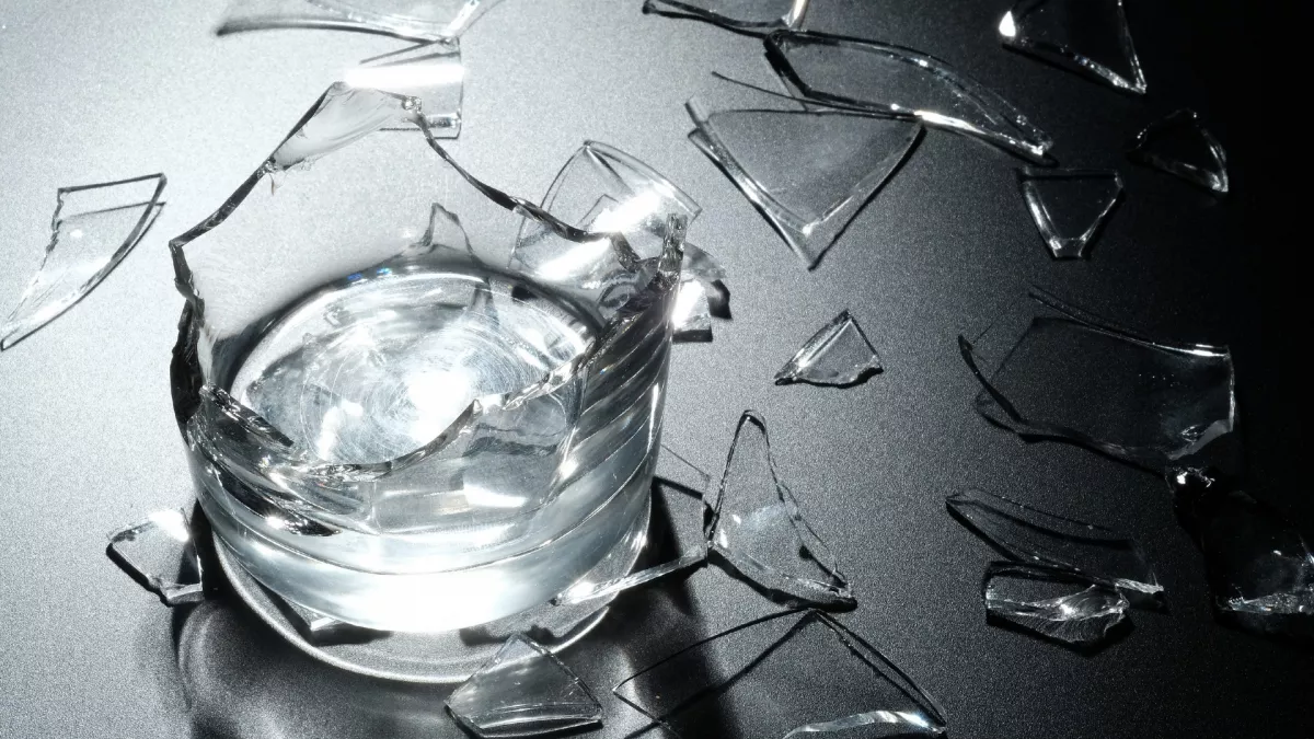 Megevett 2 üvegpoharat a részeg borsodi férfi: majd borzalmas dolgot tett