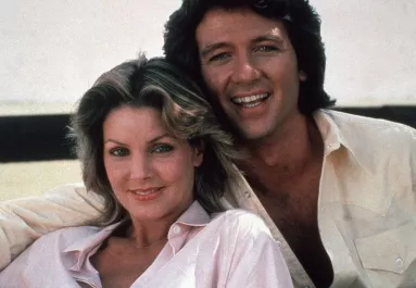 80 éves lett: végleg legyőzte a plasztika a Dallas sztárját – Fotók