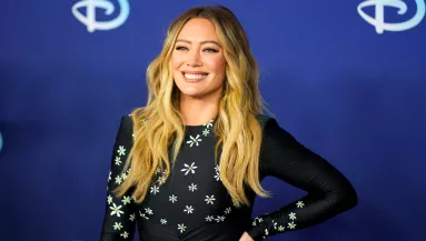 Ultrafeszes arccal bukkant fel a magyarok kedvenc színésznője - Fotók