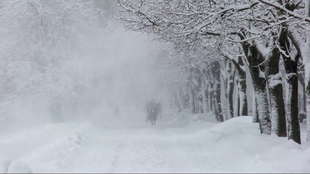 Hó, eső, viharos szél: 4 vármegyére frissítették a riasztást