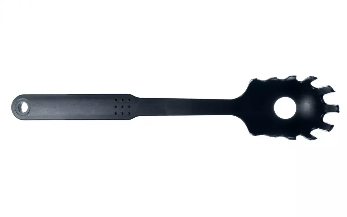 Jó tudni: ez a spagettikanál lyukának két funkciója - Videó