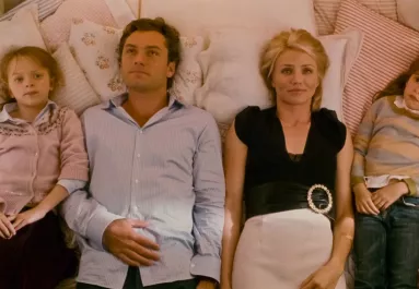 Így néznek ki ma Jude Law lányai a Holiday című filmből – Fotók