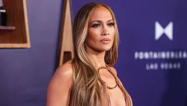 Eljegyzési gyűrű: J-Lo-n pusztul az internet - Nevetség tárgya a díva
