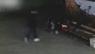 Odalépett a padon alvó ismerőséhez a férfi Esztergomban, majd olyat tett, amiért most börtönbe küldenék - Videó