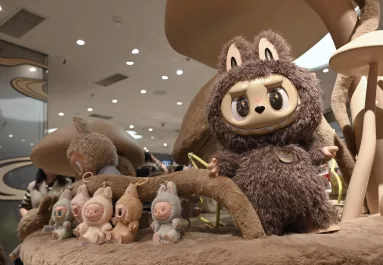 Felejtsd el a Labubukat! Ezek a babák az új kedvencek világszerte