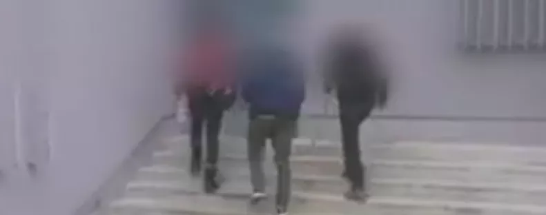 Elhagyta a hátizsákját az 54 éves veszprémi férfi: letartóztatták miatta - Videó