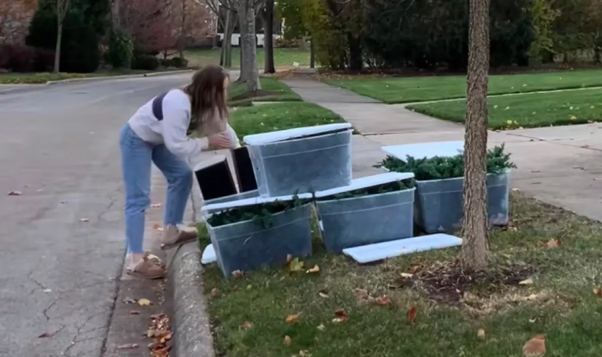 A villanegyedben ment guberálni a tiktoker: döbbenetes, miket talált - Videó