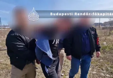 Egy éjszakára fogadta be a hajléktalant a józsefvárosi férfi az otthonába: belehalt - Videó